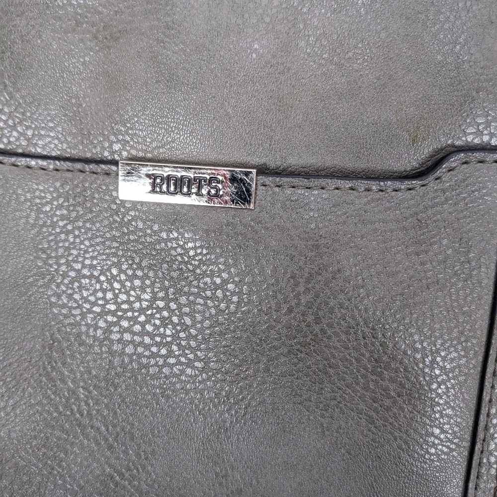 Roots Grey Crossbody Purse - Picture 6 of 11